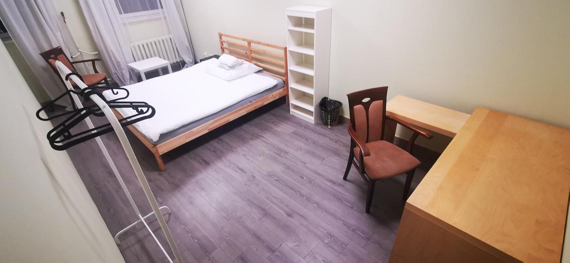 Hostel Powstaniec Wola - Private Rooms Varsovia Exterior foto