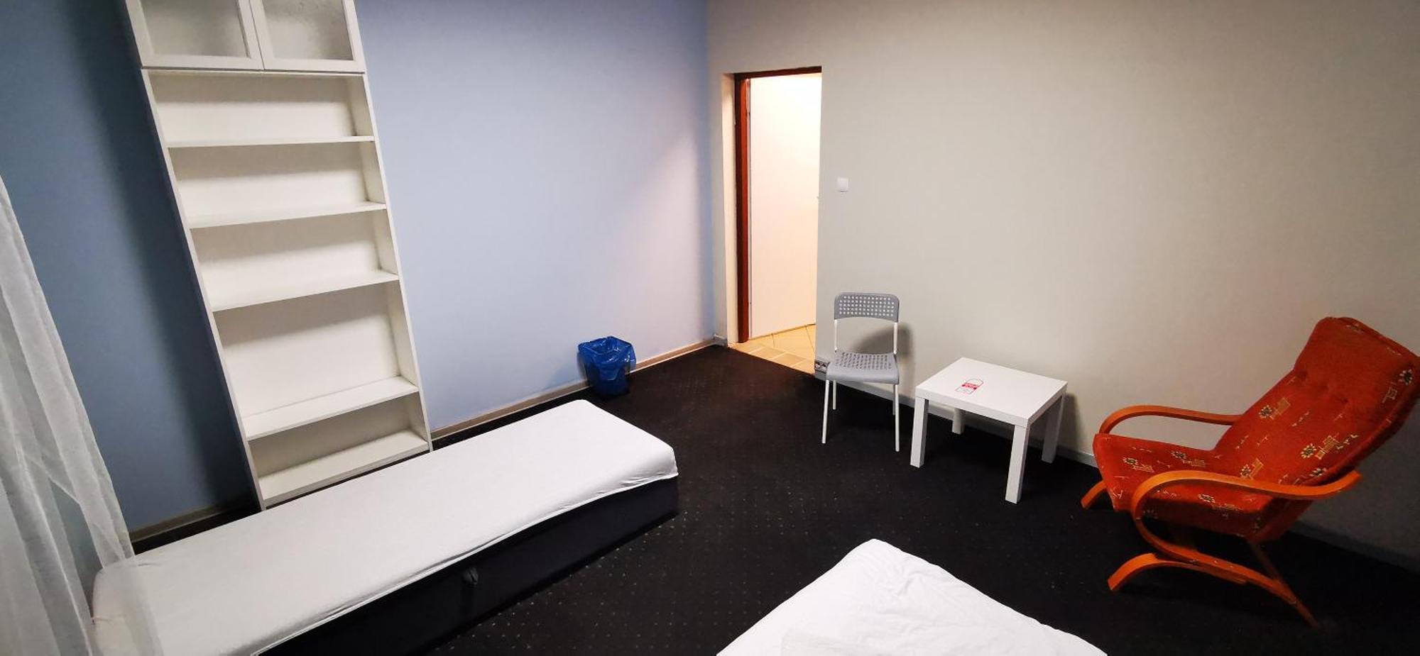 Hostel Powstaniec Wola - Private Rooms Varsovia Exterior foto